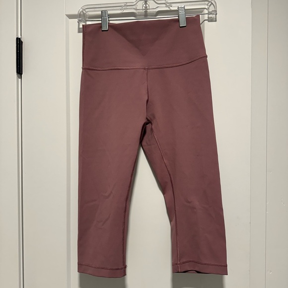Lululemon crop leggings - Picture 1 of 6